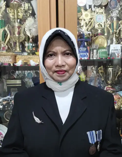 Dr. Ir. Dzarnisa, M.Si., IPU